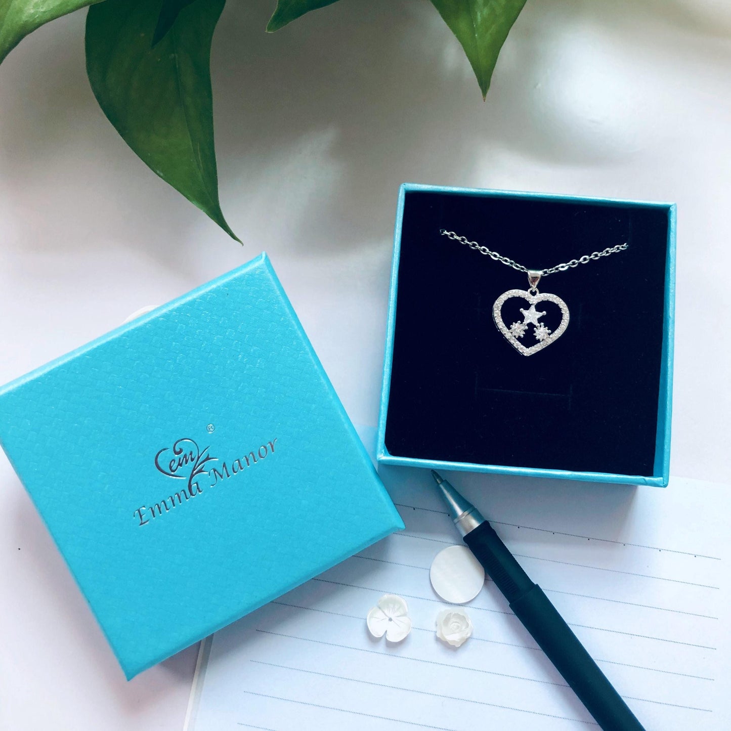 Amazing 14k White Gold Plated 5A Cubic Zirconia Love Dolphin Pendant Necklace