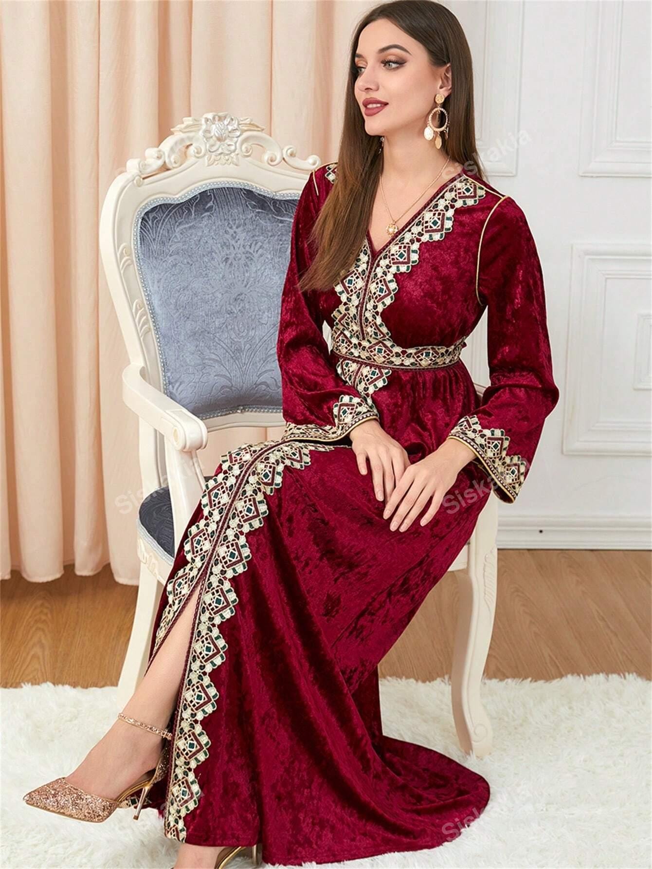 Guipure Lace Appliques Split Hem Corduroy Modest Dress Burgundy Long Sleeve Kaftan Arabian Dress