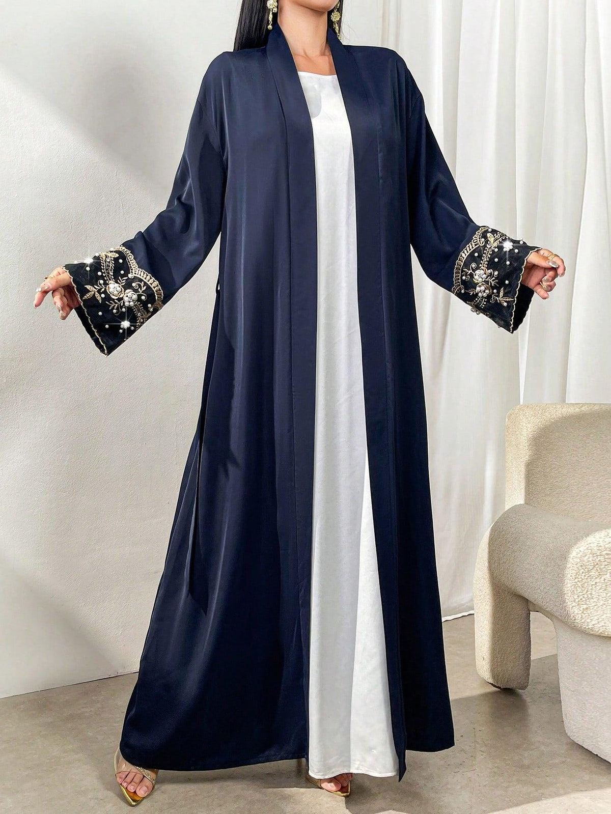 Women's Floral Embroidery & Faux Pearl Decorated Long Sleeve Elegant Modest Arabian Abaya Robe